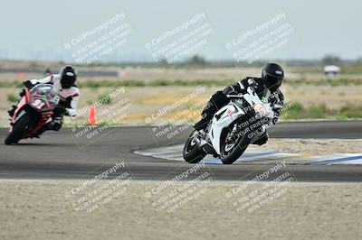 media/Apr-18-2025-TrackDaz (Fri) [[45f5874c44]]/C Group/Session 1 (Turn 7)/